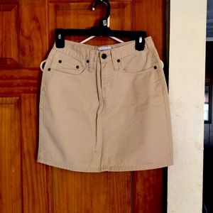 ɴᴏʙᴏ ᴋʜᴀᴋɪ ꜱᴋɪʀᴛ